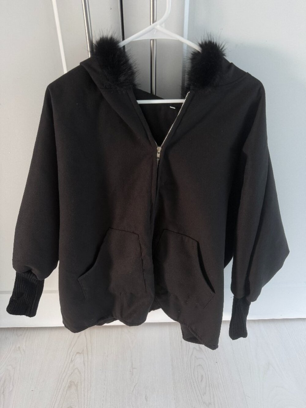 NWT Womens Black Jacket Fur Fleece Lined Zip Up Faux Fur Hooded Size S